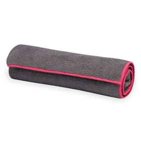 Gaiam Yoga Hand Towel Frost Grey/Fuchsia Red Snabbtorkande yogahandduk, 1 st