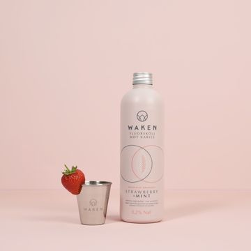 Waken Fluorskölj Strawberry & Mint Munskölj, 500 ml